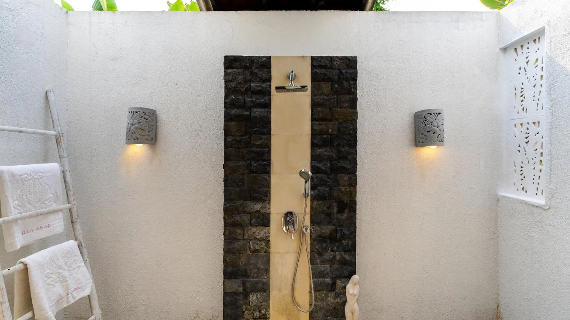Villa Anak Ungasan  Indonesia